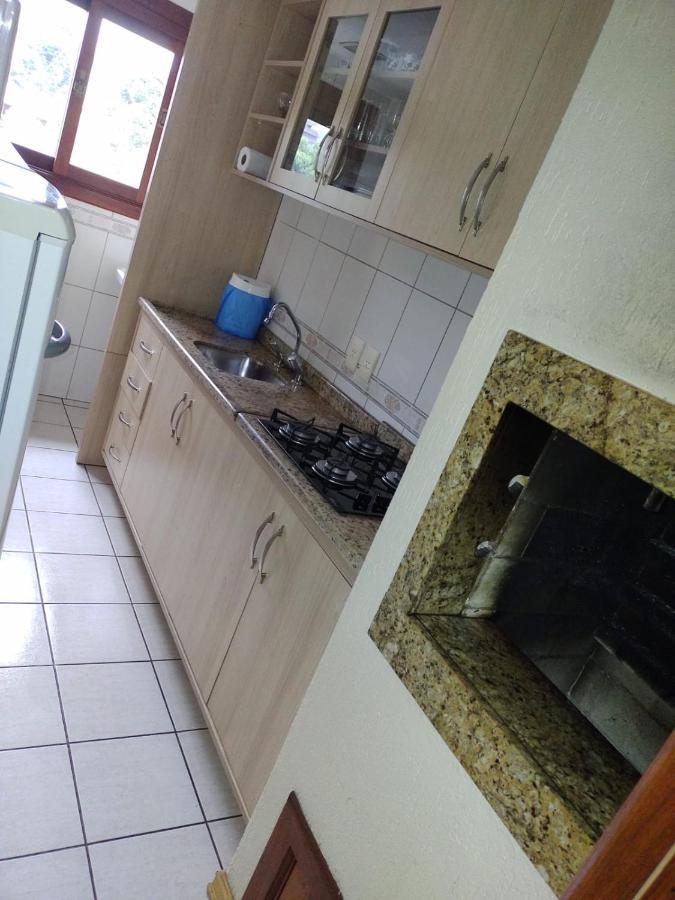 شقة Apartamento Ensolarado No Centro De غرامادو المظهر الخارجي الصورة